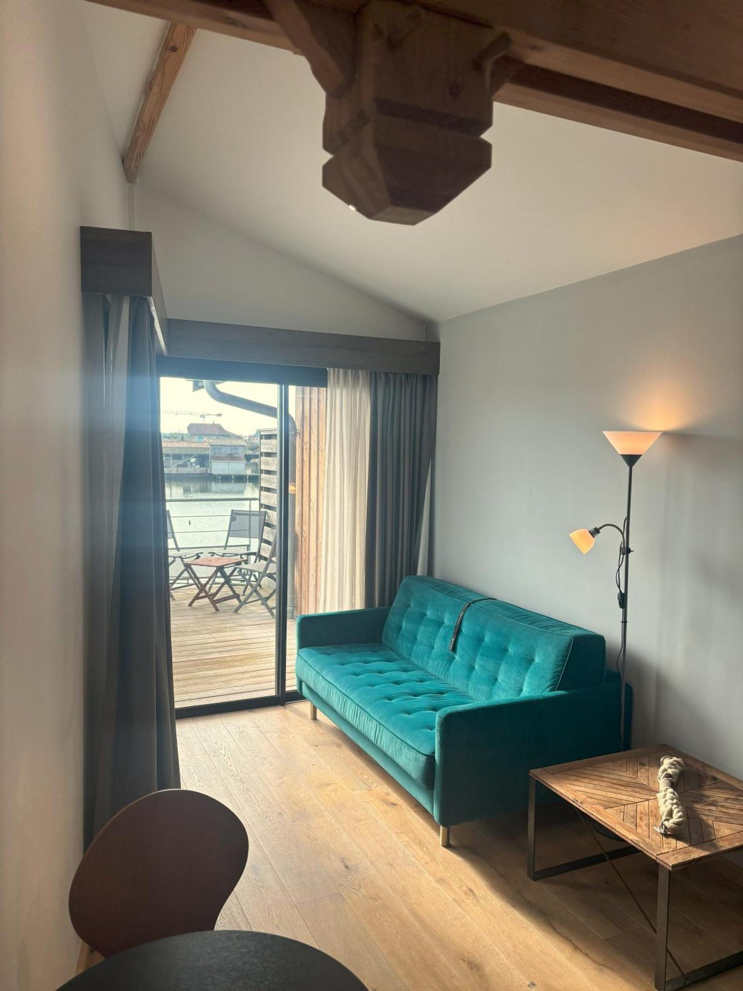 Les 12 De Larros Aparthotel Gujan-Mestras Exteriör bild